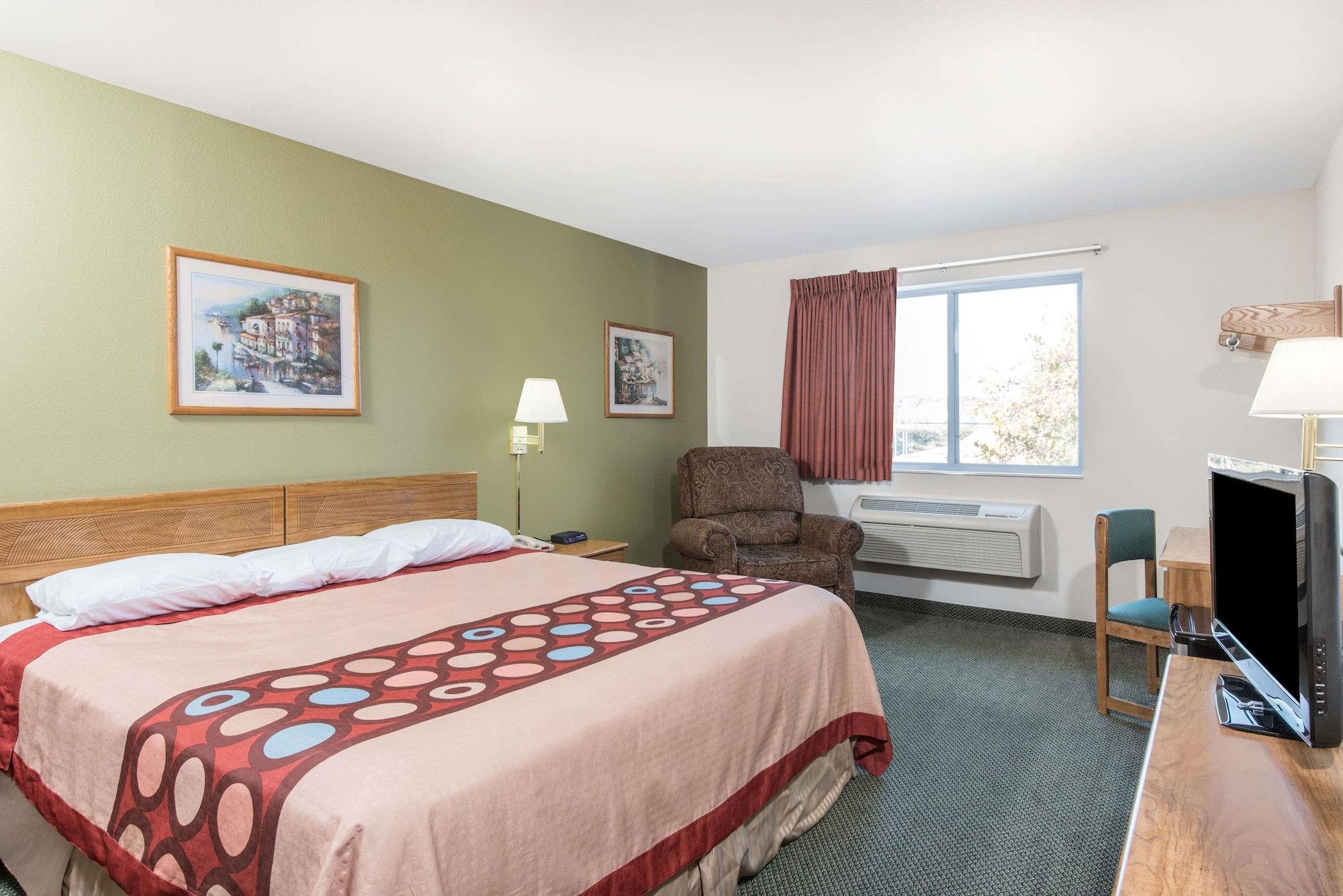 ซูเปอร์ 8 บาย วินด์แฮม เวสต์ มิดเดิลเซ็กซ์ - แชรอน แอเรีย Hotel West Middlesex ภายนอก รูปภาพ