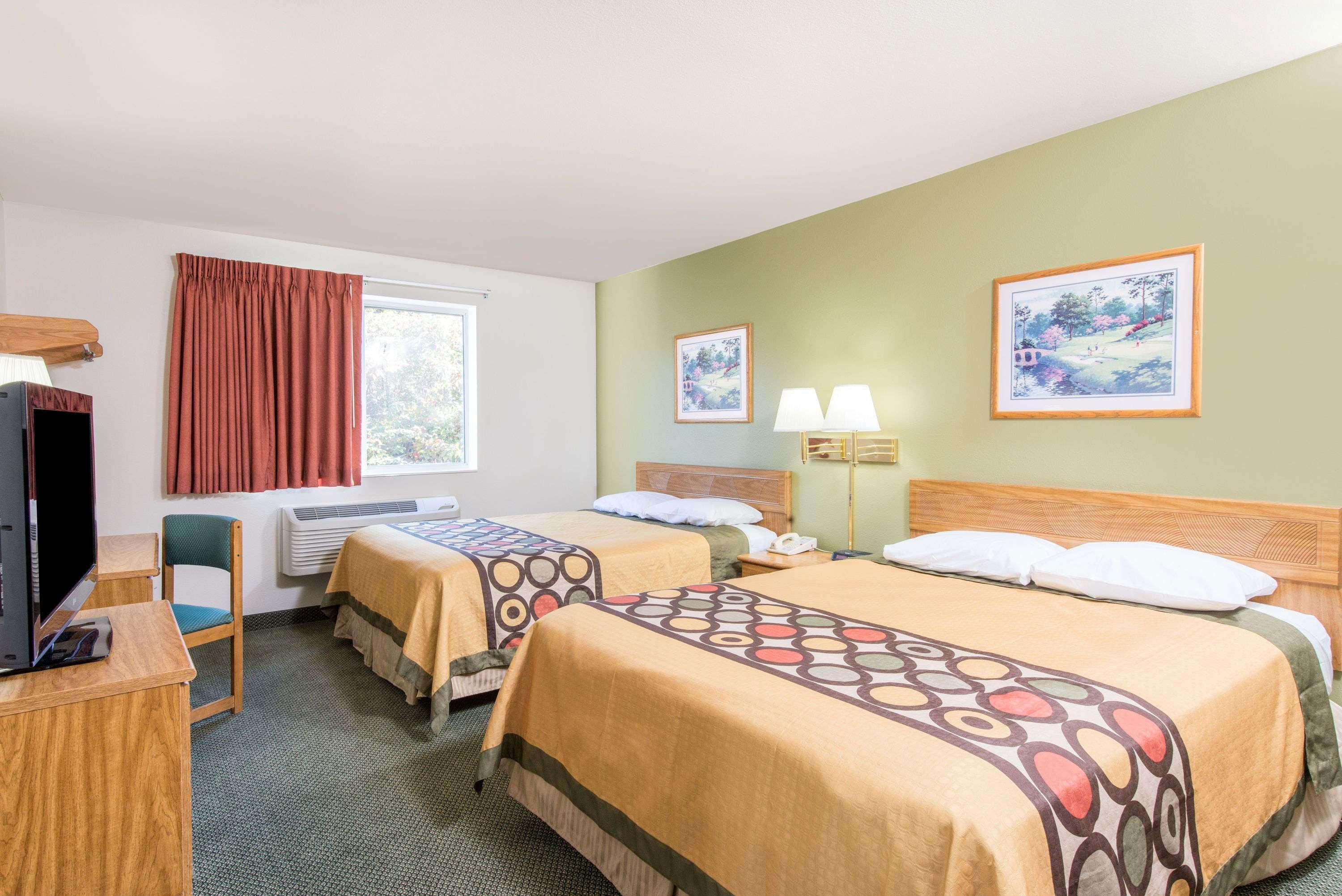 ซูเปอร์ 8 บาย วินด์แฮม เวสต์ มิดเดิลเซ็กซ์ - แชรอน แอเรีย Hotel West Middlesex ภายนอก รูปภาพ